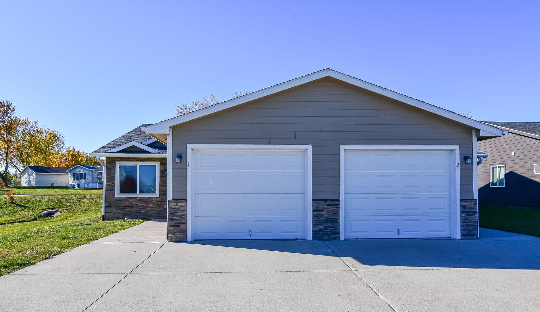 Huxley Multiplex: 100 Deerwood Drive