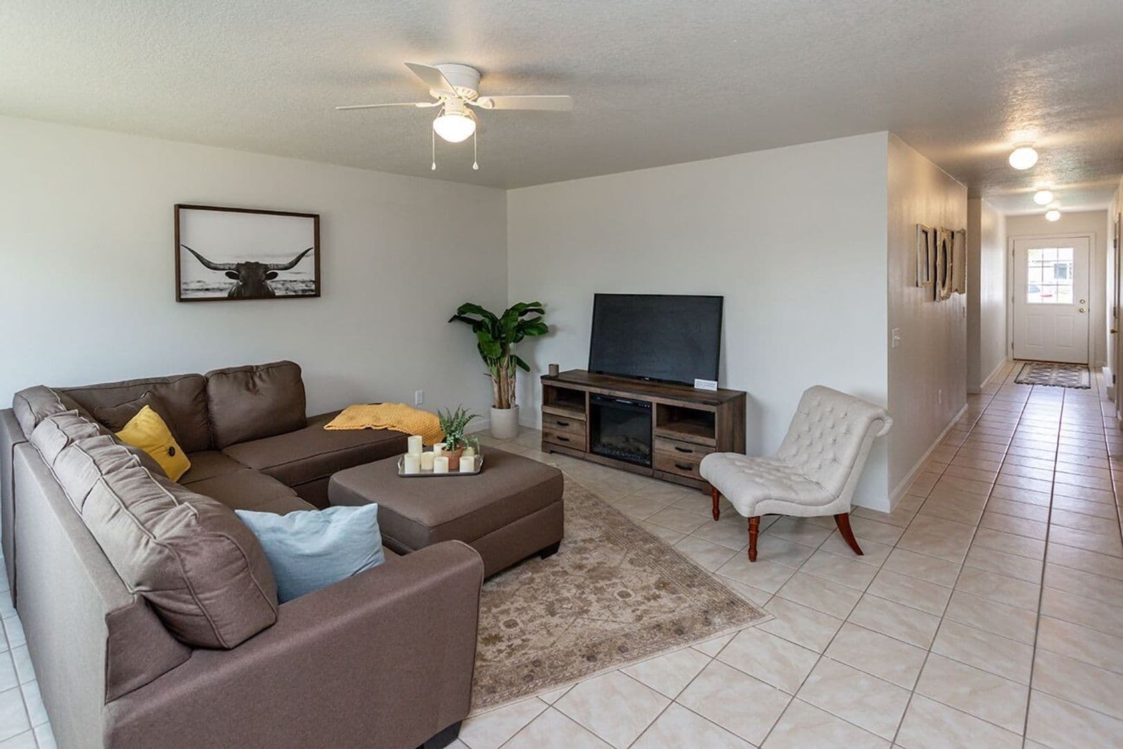 Des Moines Apartment: 4251 Grandview Ave