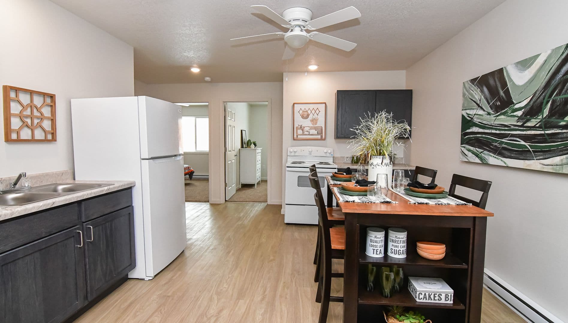 Boone Townhome: 680 S Marion St.
