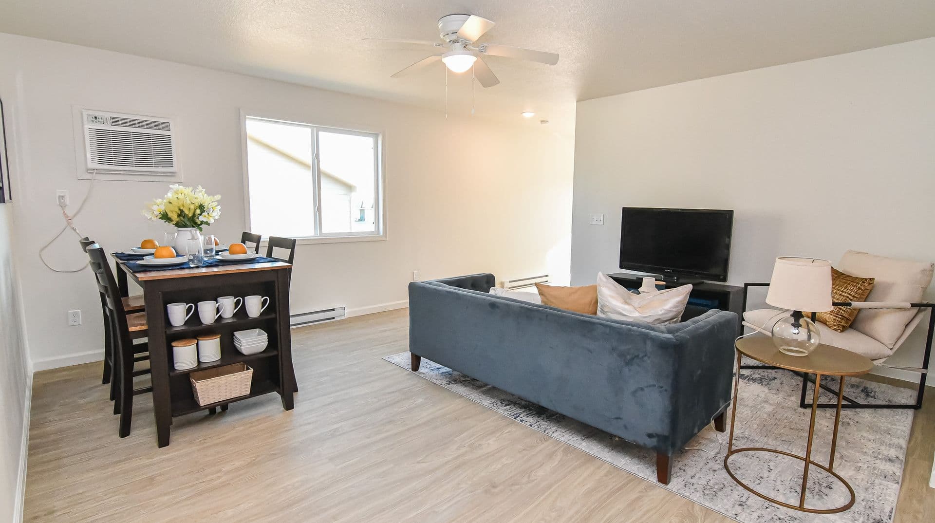 Knoxville Townhome: 471 W Bell Ave