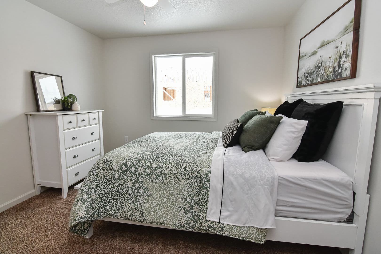 Boone Townhome: 680 S Marion St.