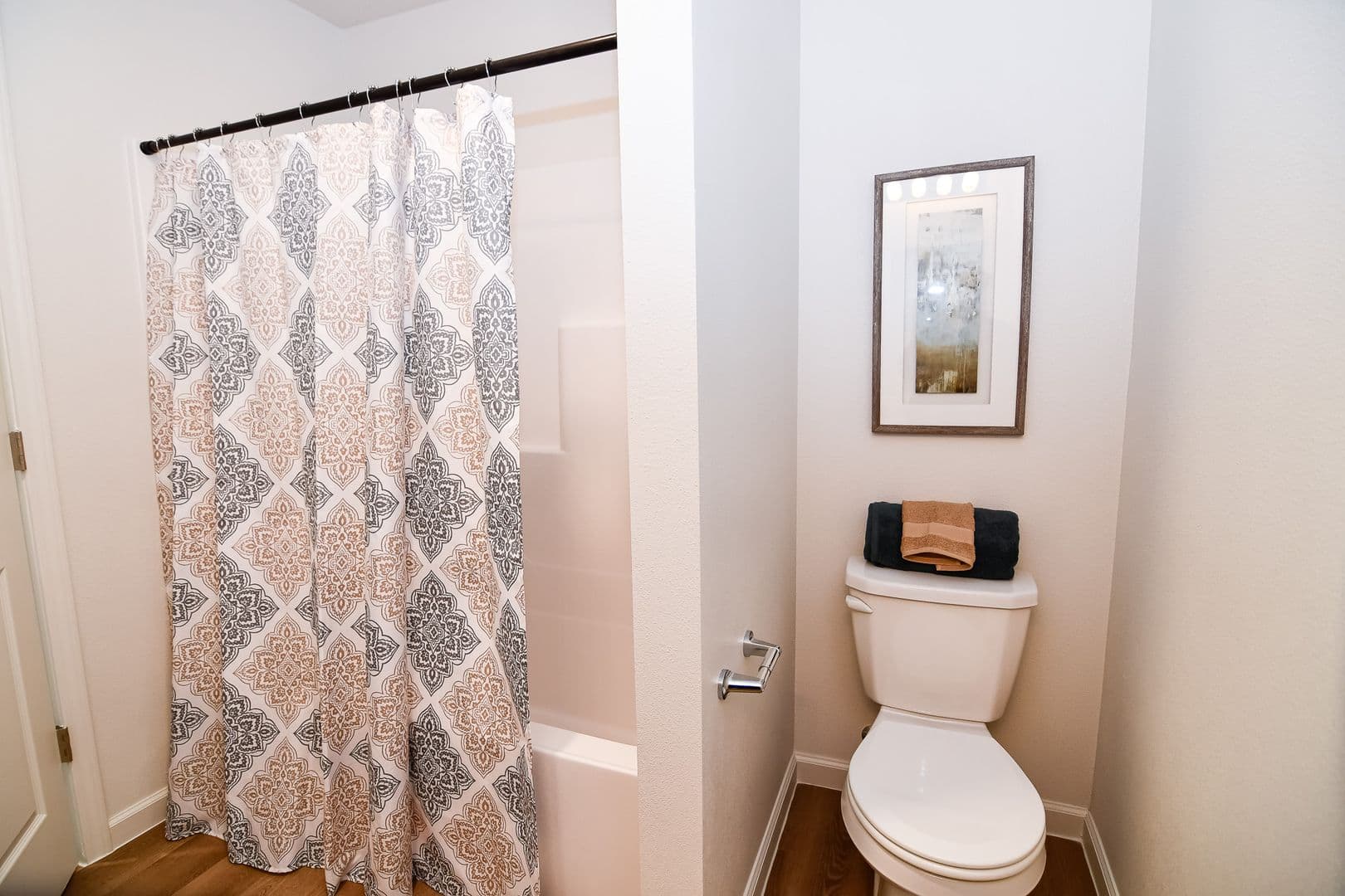 Osceola Apartment: 332 Wildflower Dr