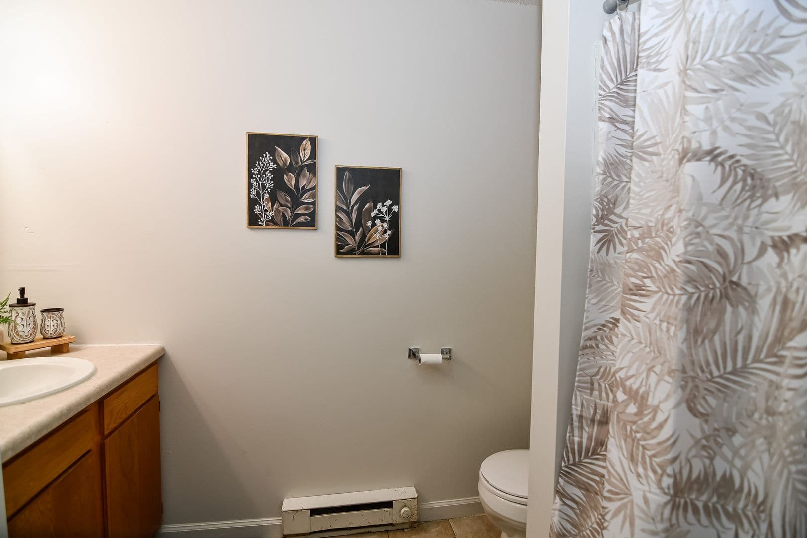 Grinnell Apartment: 501 Washington Ave