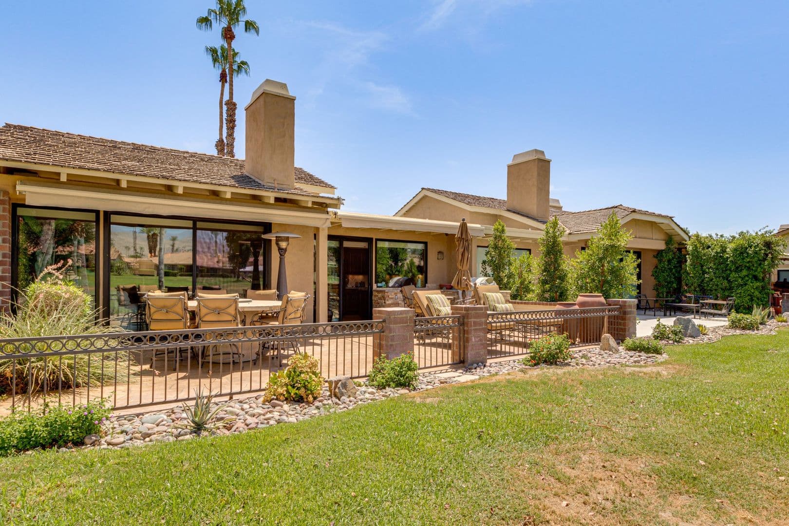 Palm Desert House: 389 Gran Via