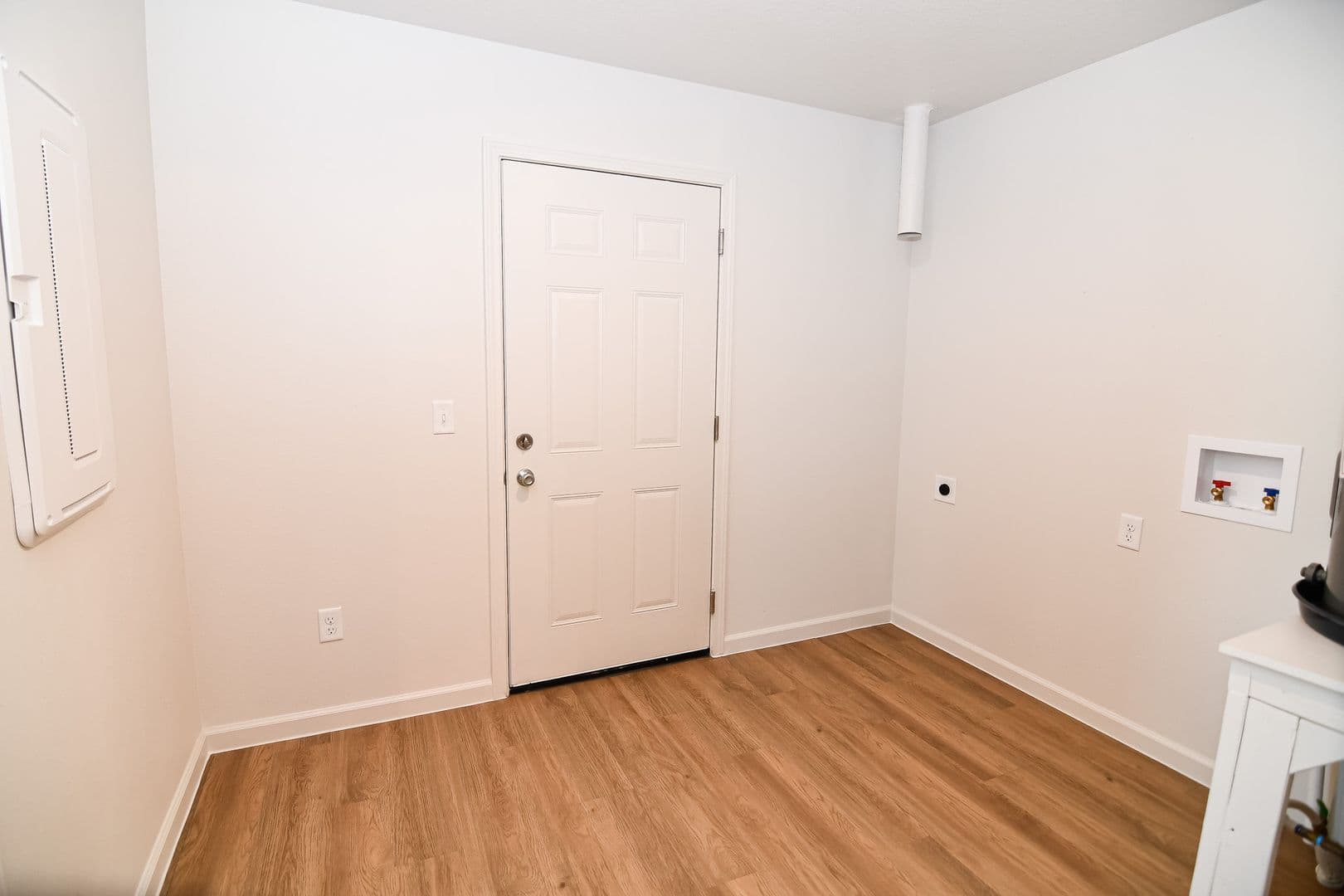 Osceola Apartment: 332 Wildflower Dr