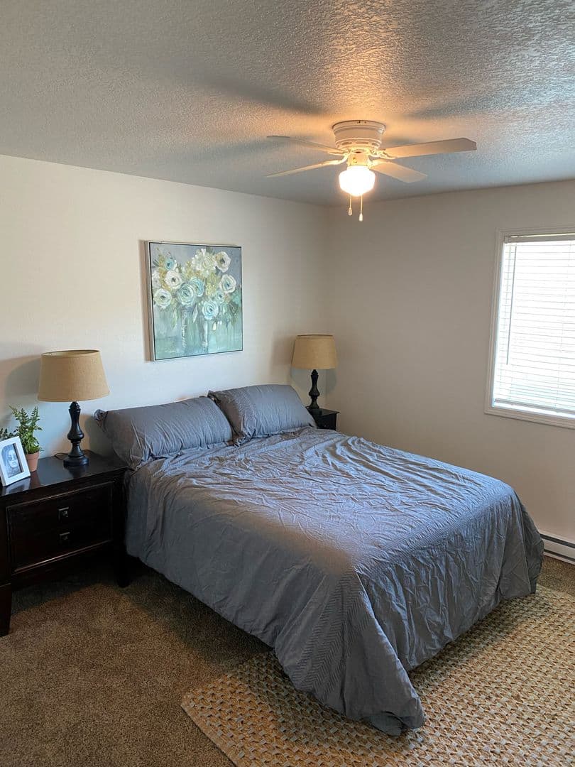 Marshalltown Townhome: 1010 Washington Street