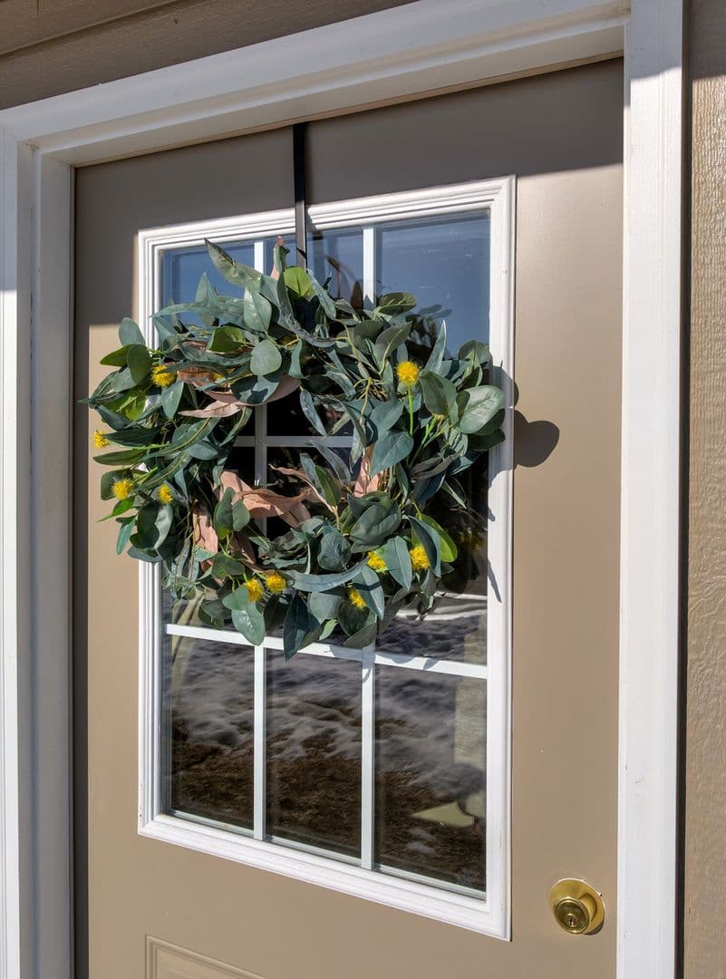 Adel Townhome: 29456 Old Portland Rd;