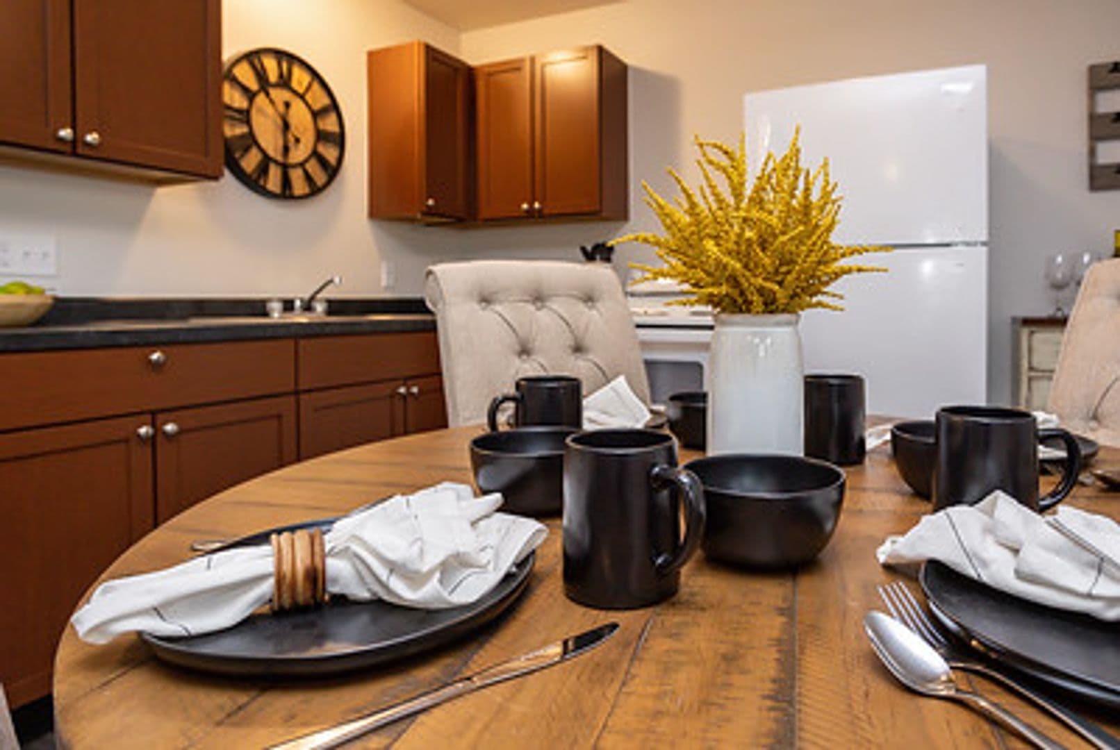 Pleasant Hill Apartment: 300 Fox Lane