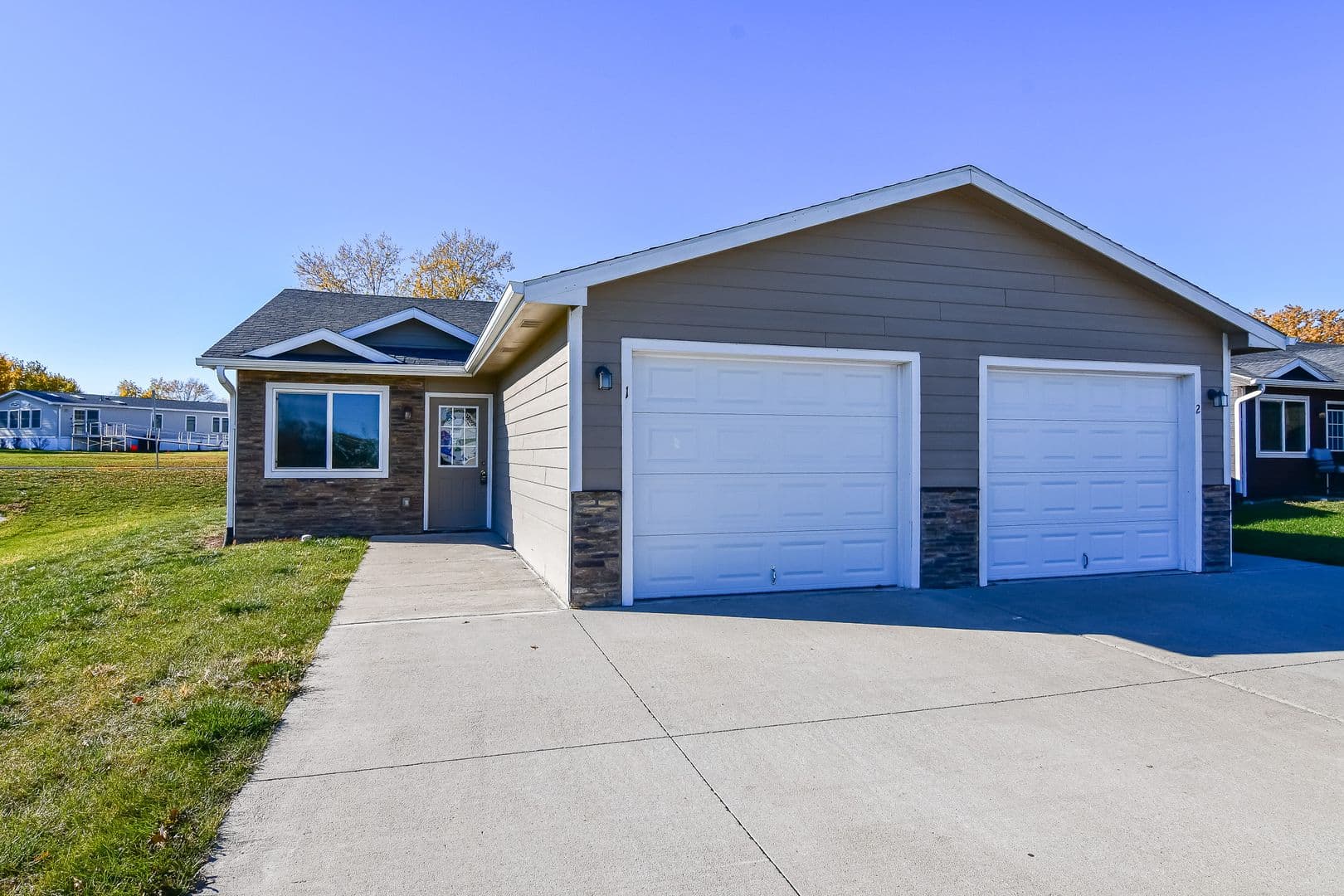 Huxley Multiplex: 100 Deerwood Drive
