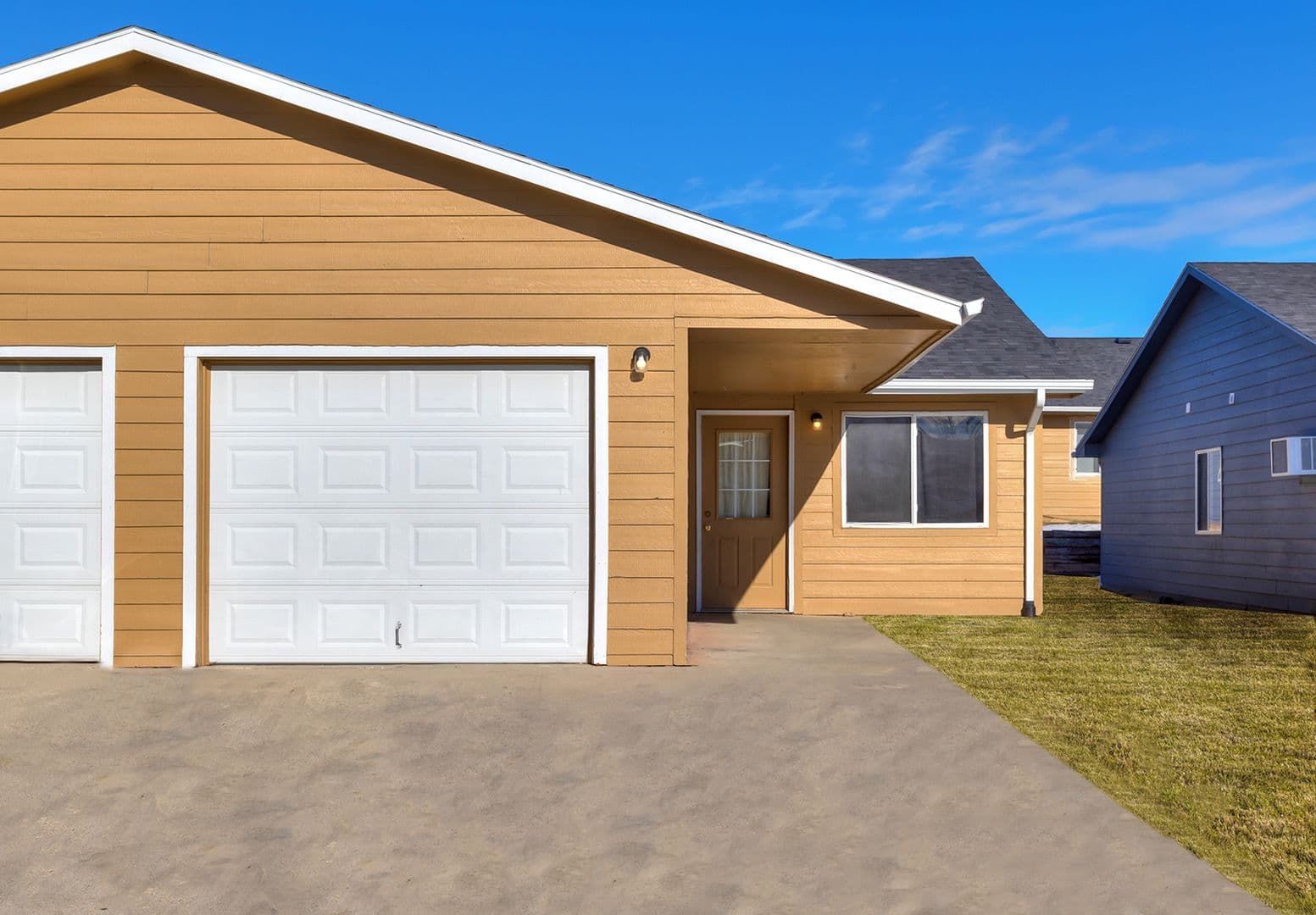 Indianola Townhome: 1210 N 9th Street