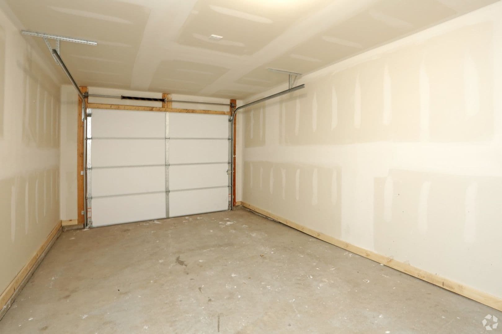 Altoona Apartment: 1523 Bailie Ln SW