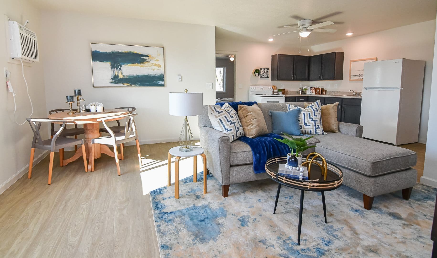 Cherokee Townhome: 900 Rock Island Ave