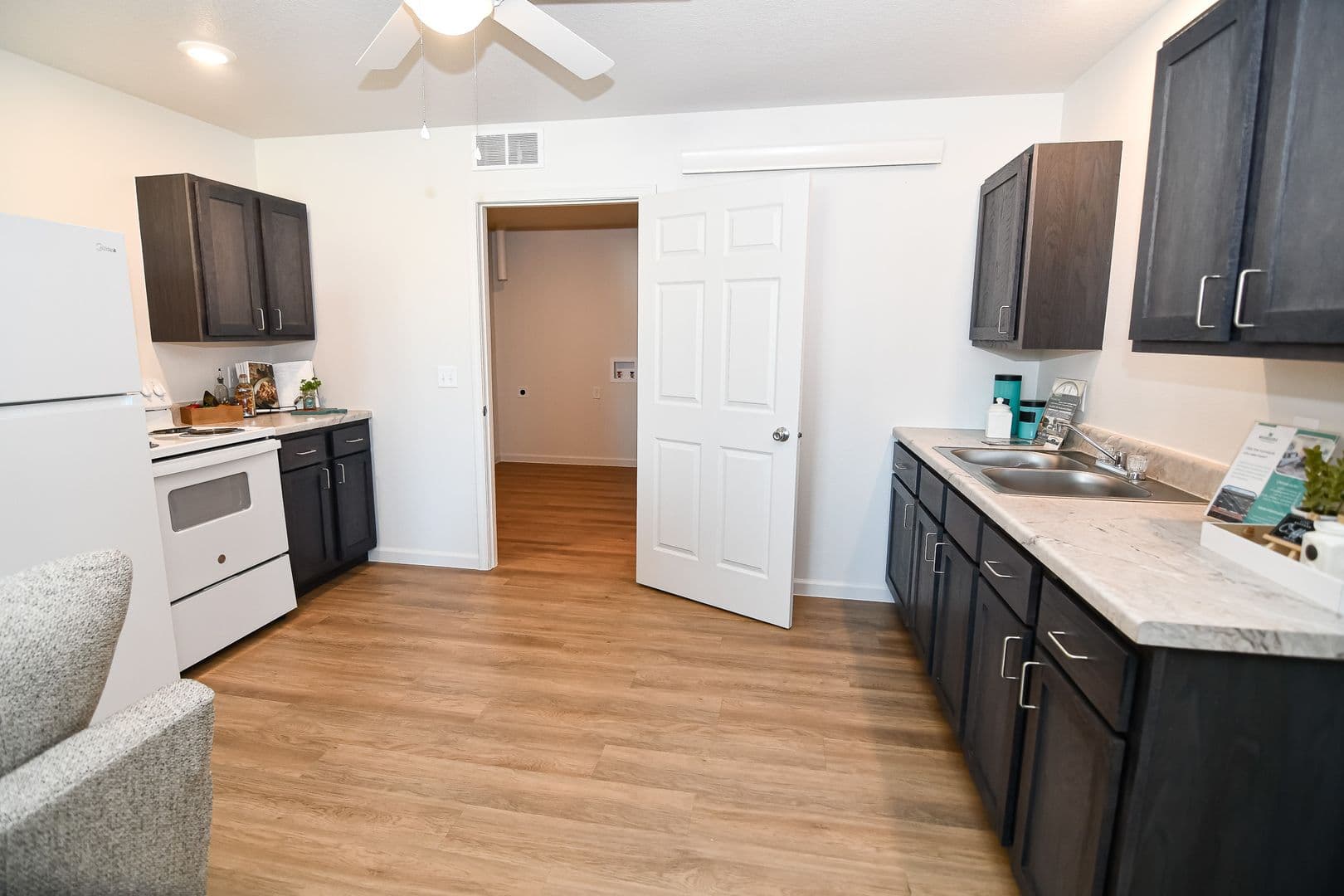 Osceola Apartment: 332 Wildflower Dr