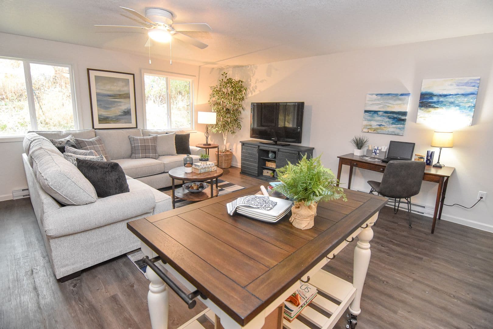 Marshalltown Townhome: 1010 Washington Street