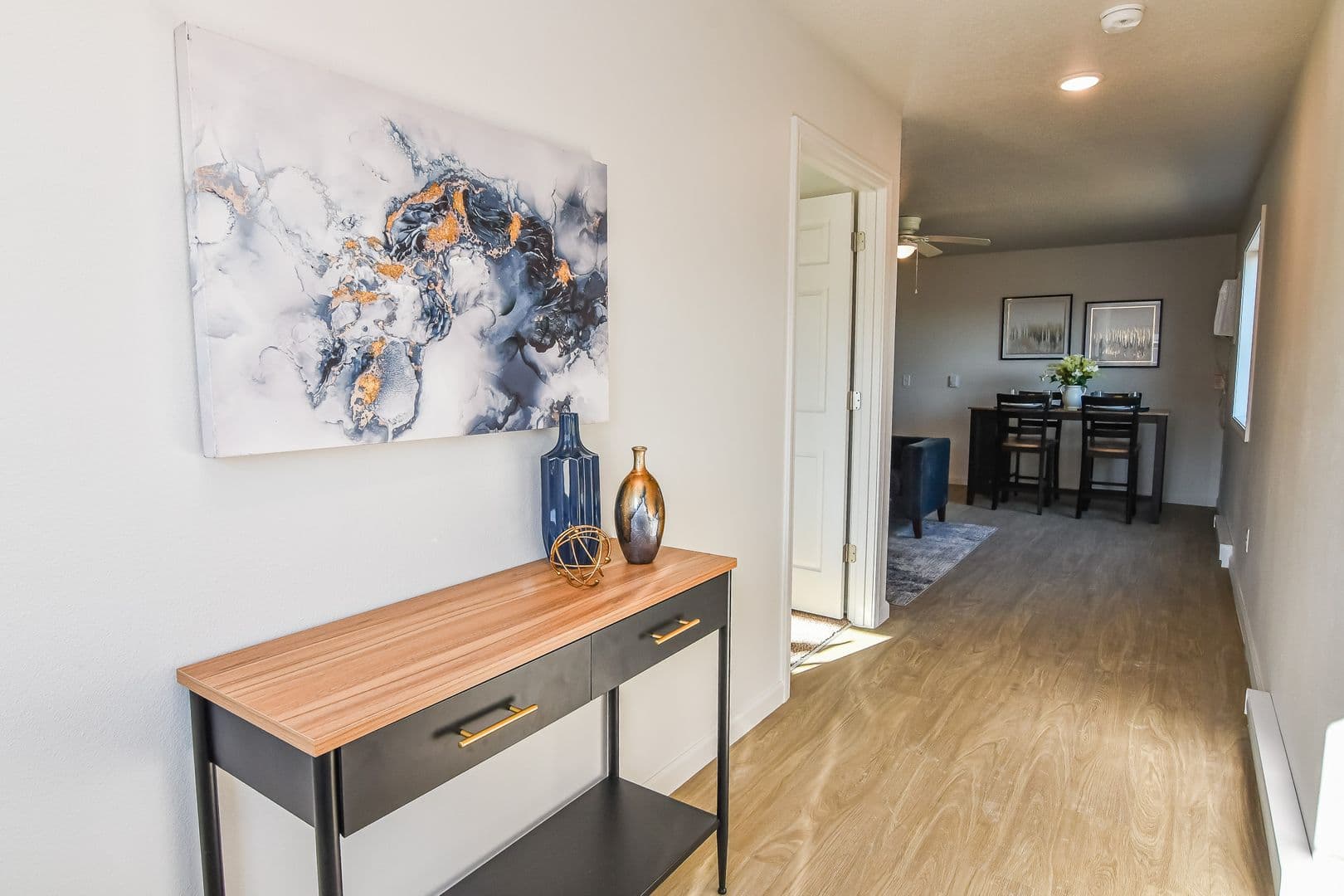 Knoxville Townhome: 471 W Bell Ave