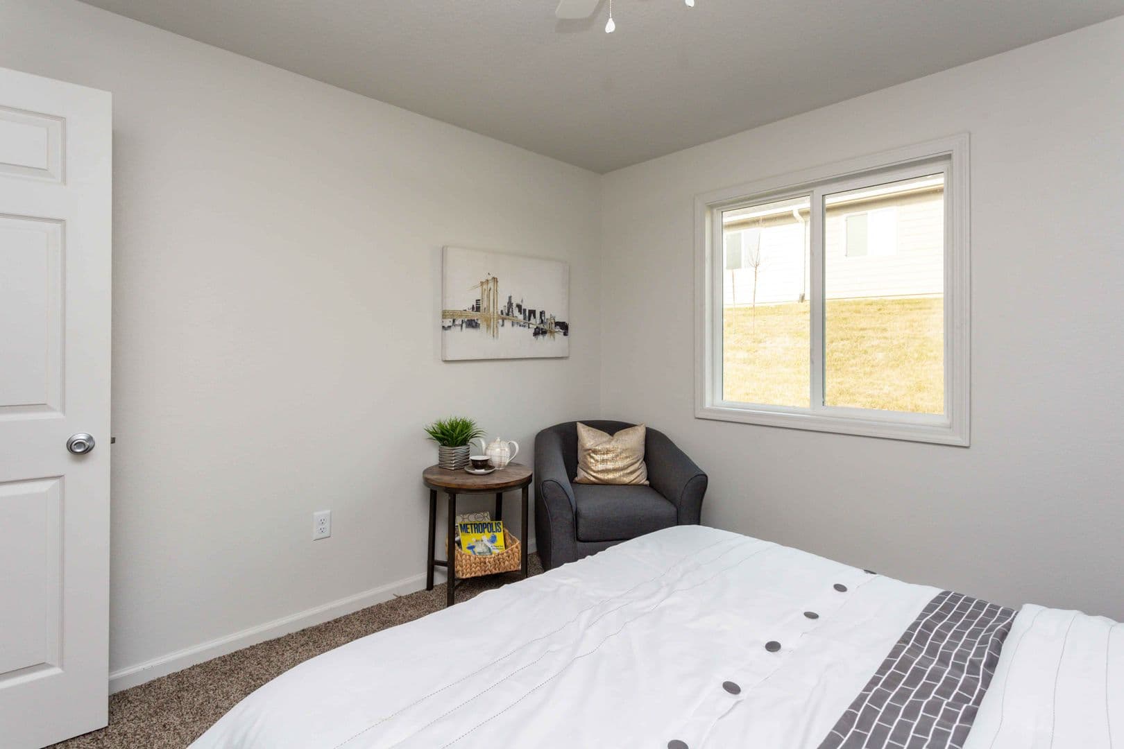 Pleasant Hill Apartment: 5790 Vision Drive