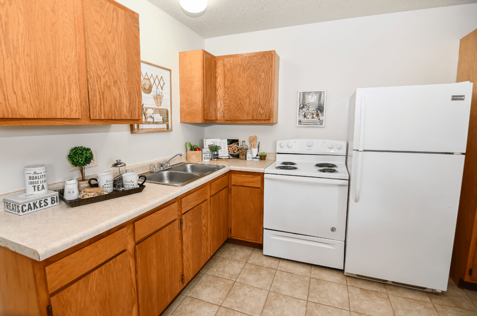 Osceola Apartment: 502 Wildflower Drive