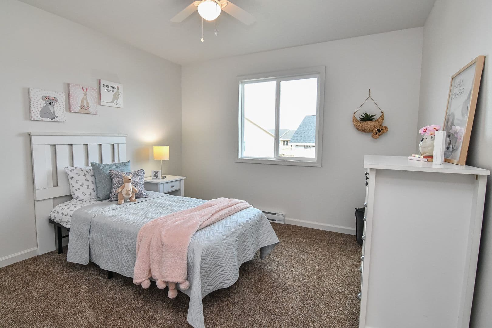Knoxville Townhome: 471 W Bell Ave