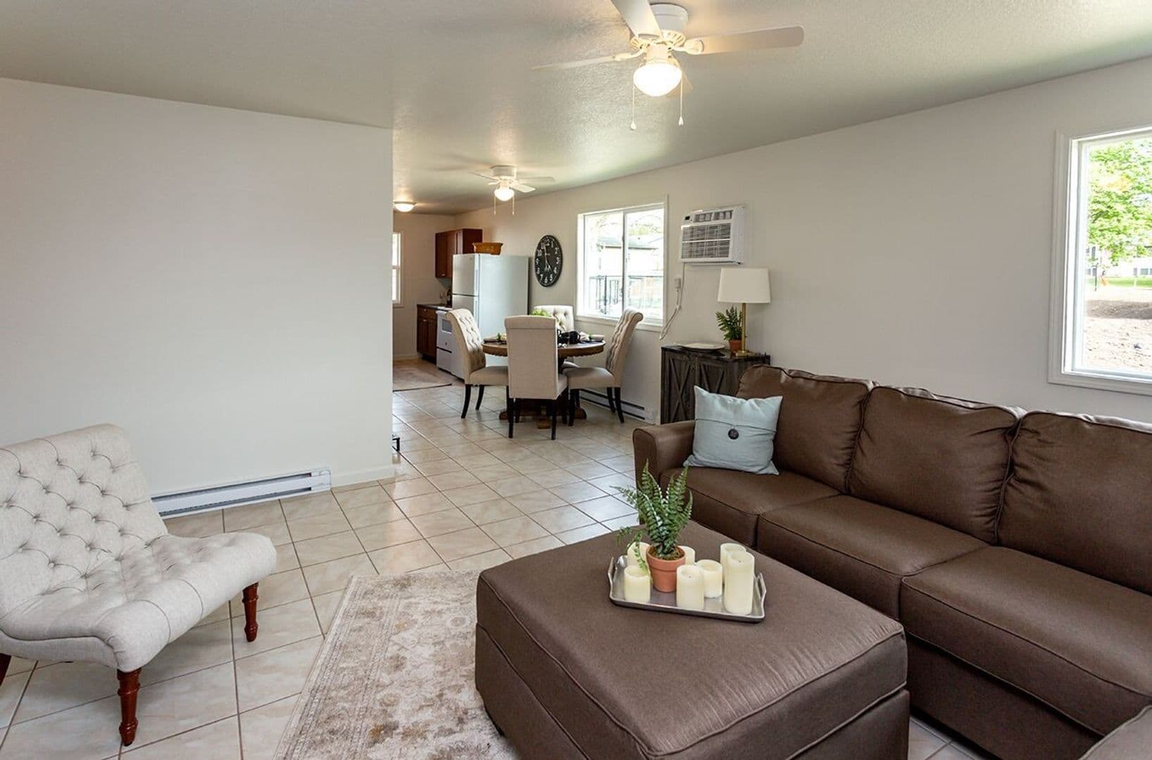 Des Moines Apartment: 4251 Grandview Ave