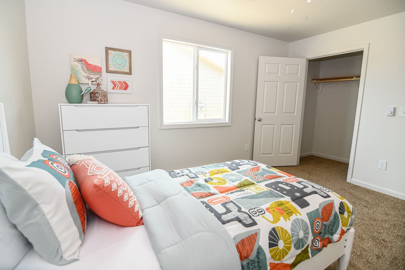 Boone Townhome: 680 S Marion St.