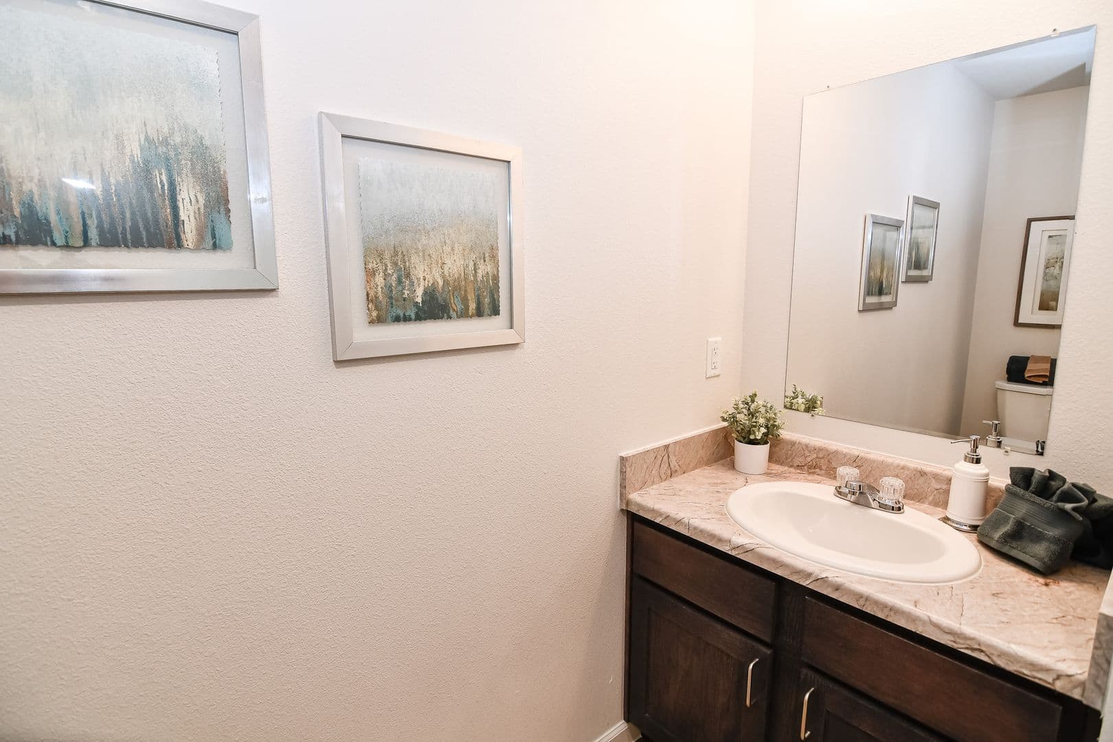 Osceola Apartment: 332 Wildflower Dr