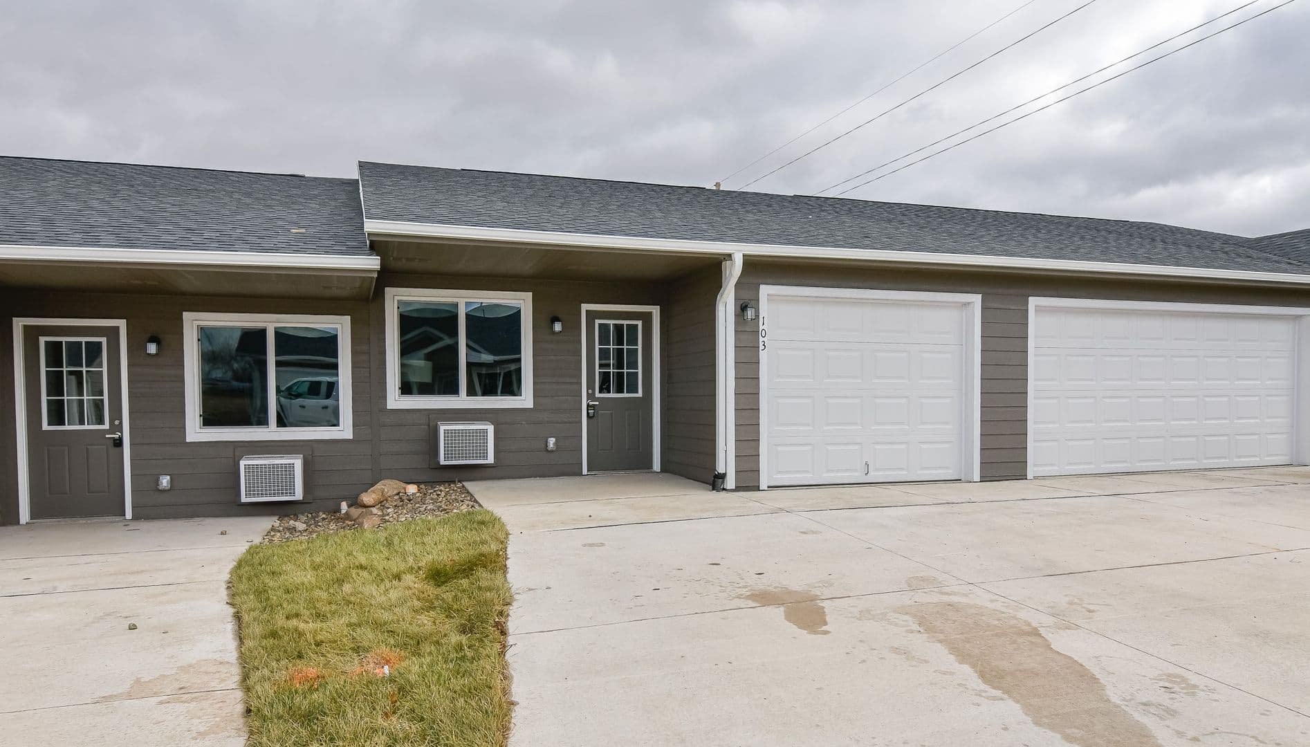 Corydon Multiplex: 2218 Newton Road