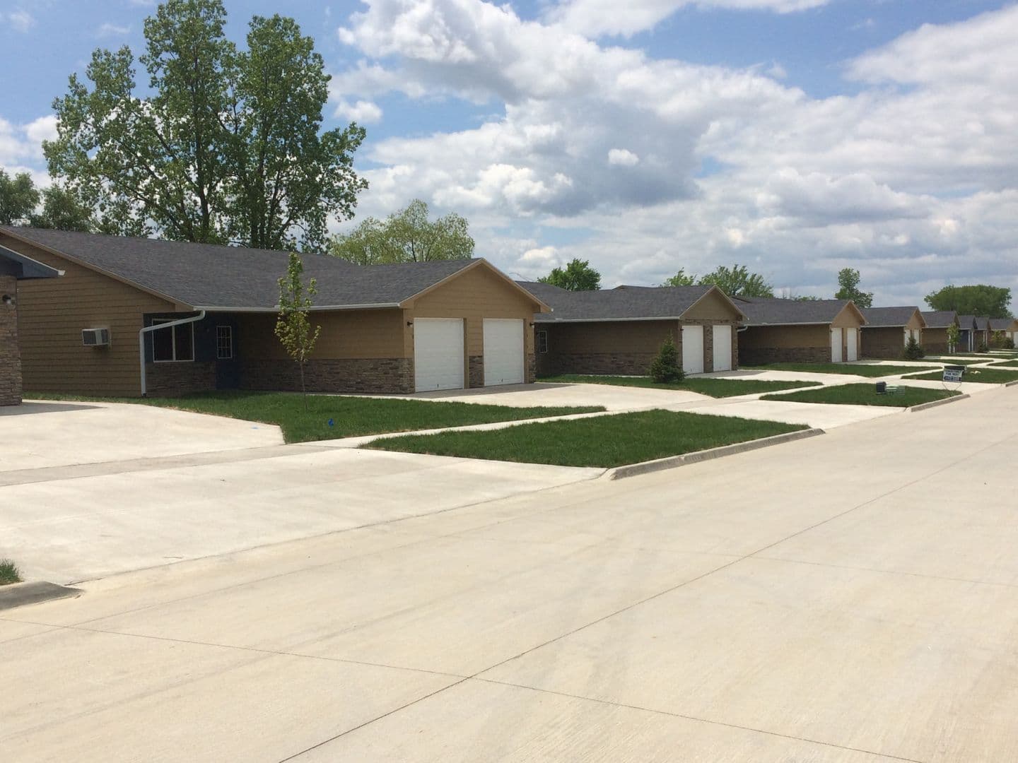 Osceola Apartment: 502 Wildflower Drive