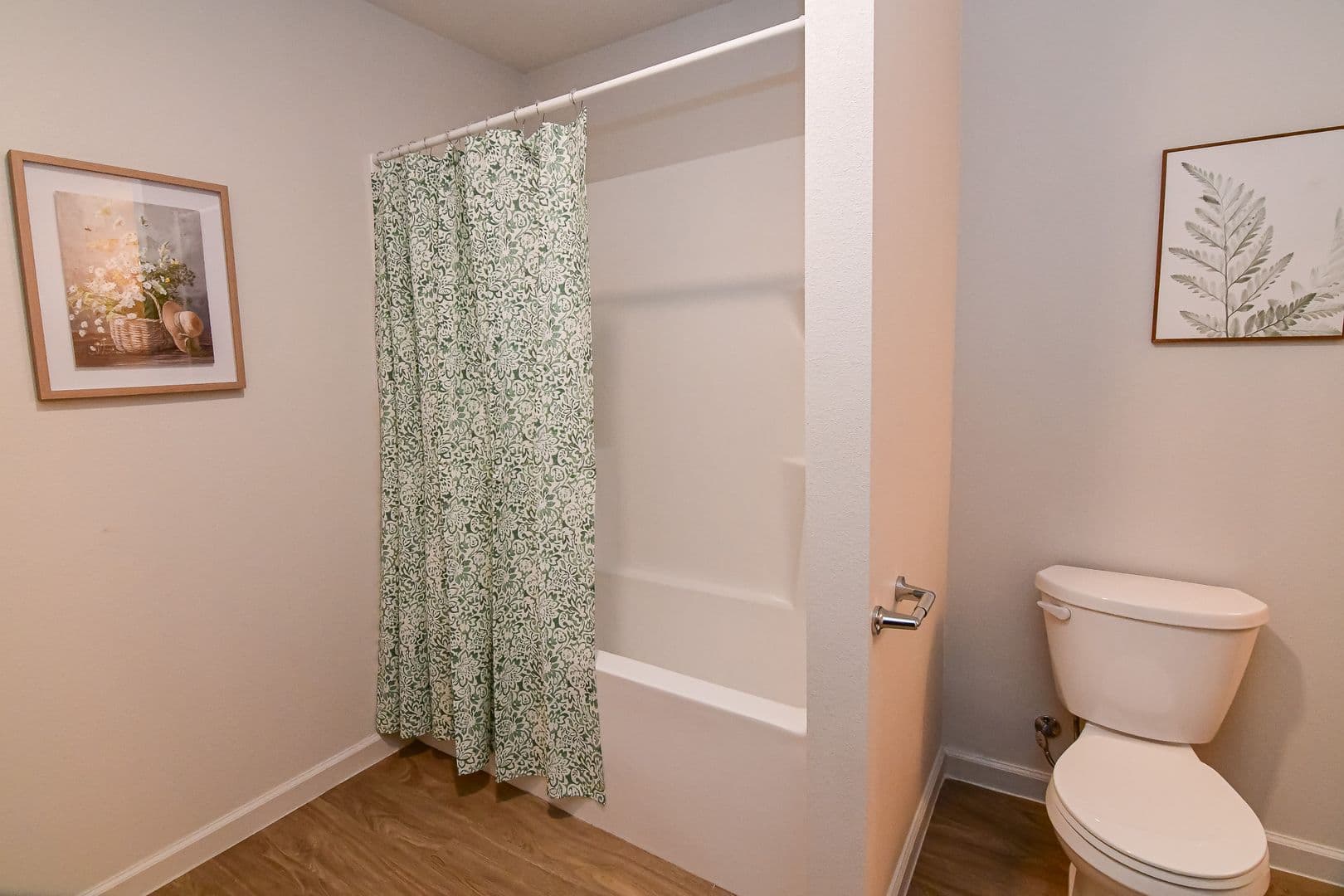 Cherokee Townhome: 900 Rock Island Ave