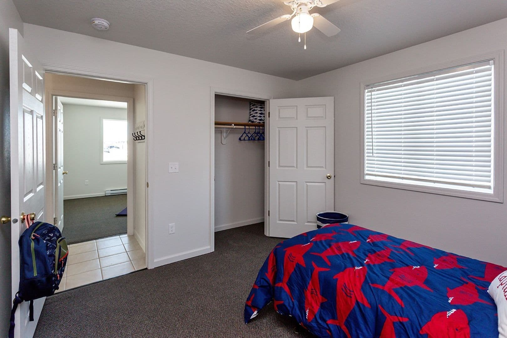 Marshalltown Apartment: 2603 S 2nd Ave #12