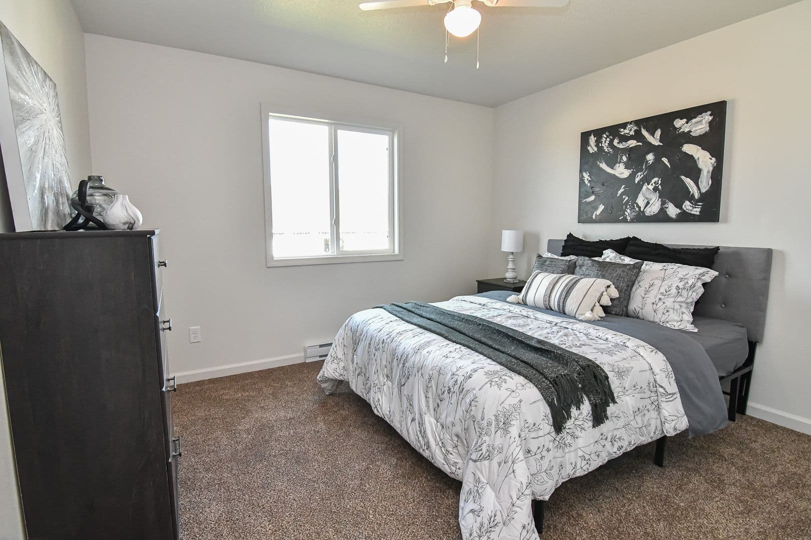 Knoxville Townhome: 471 W Bell Ave