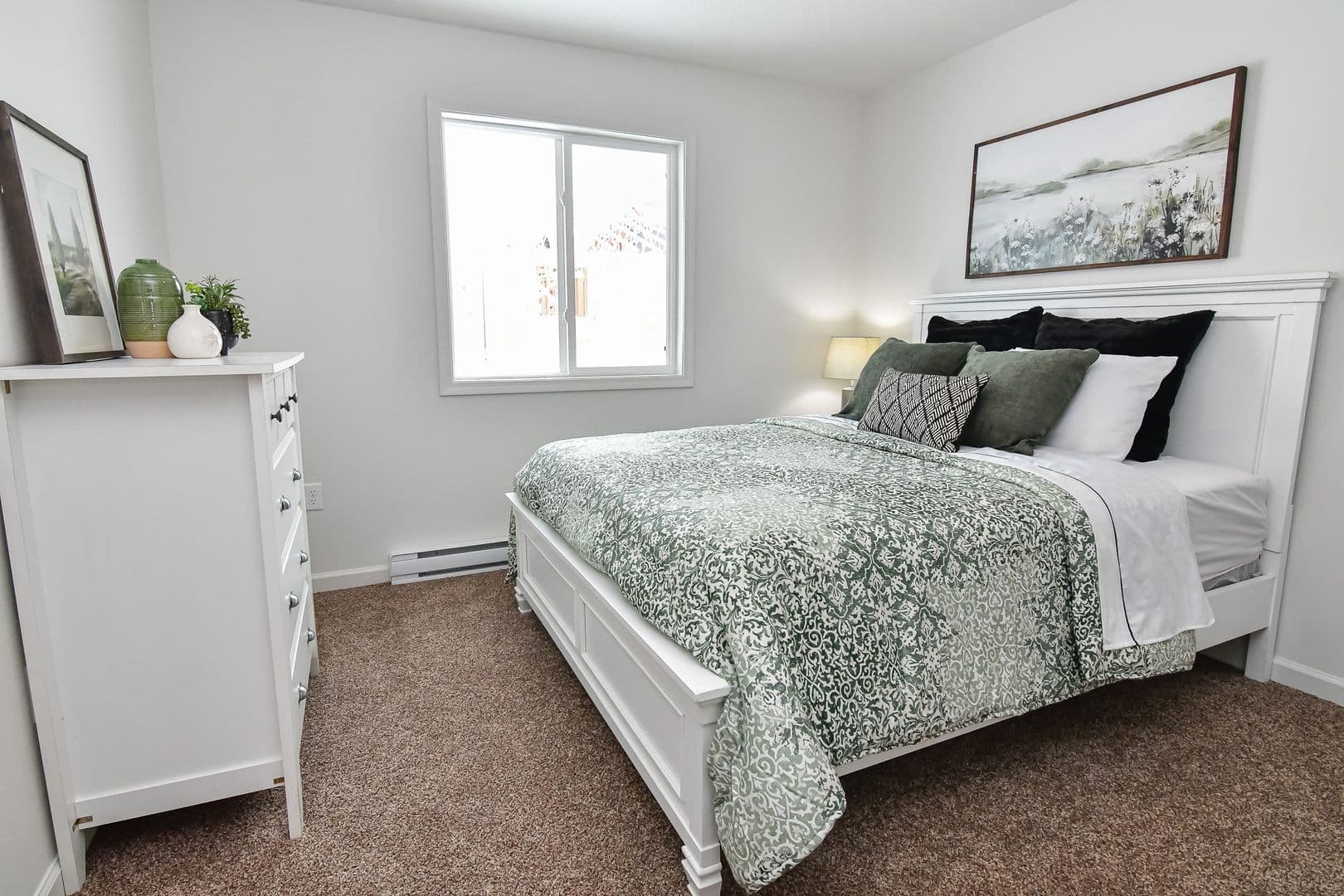 Boone Townhome: 680 S Marion St.