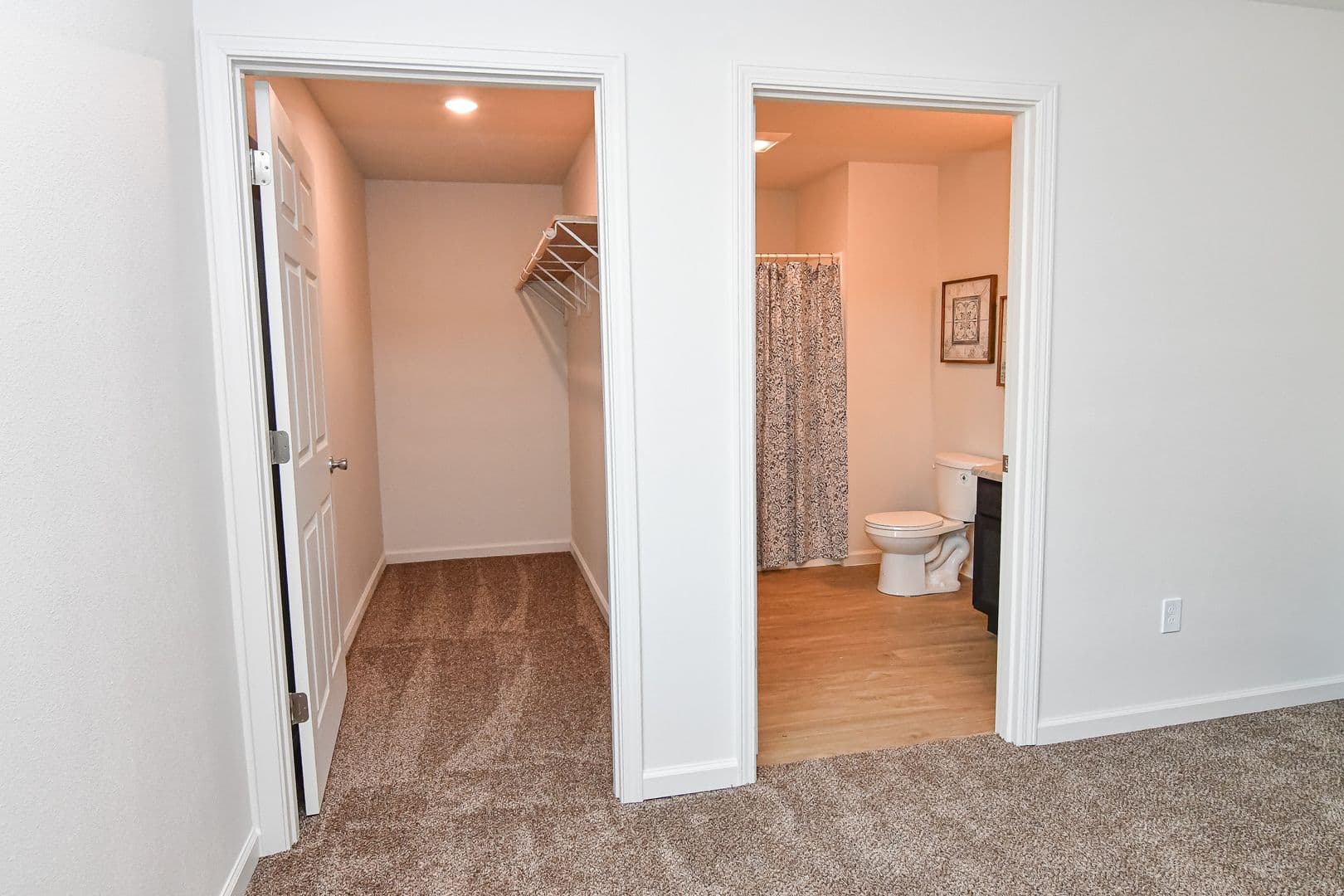 Cherokee Townhome: 900 Rock Island Ave