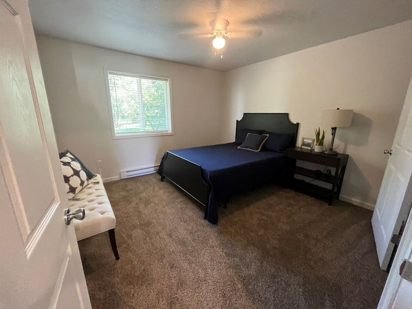 Storm Lake Townhome: 1555 E Milwaukee Ave