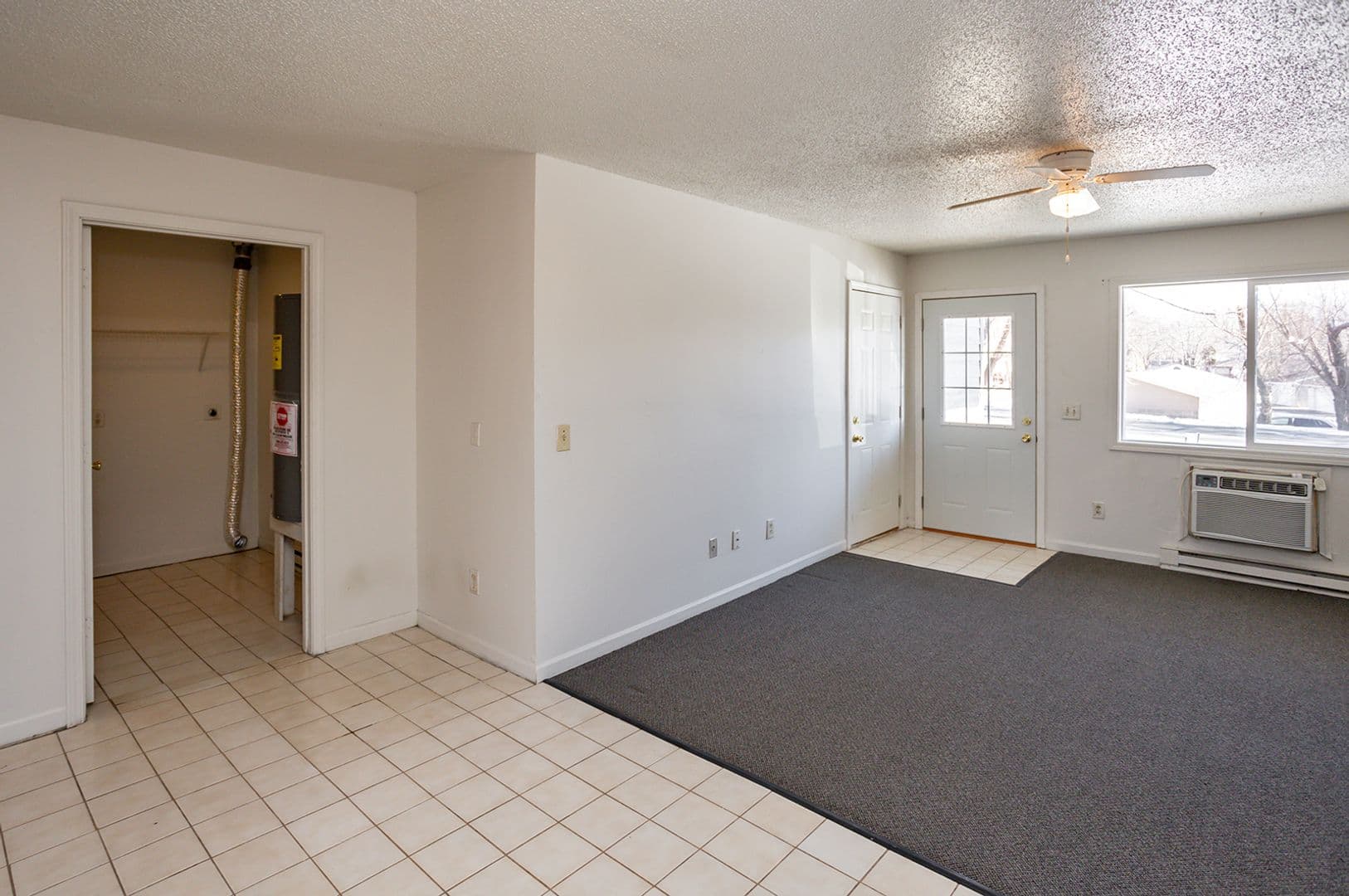 Newton Apartment: 1666 S. 15th Ave W