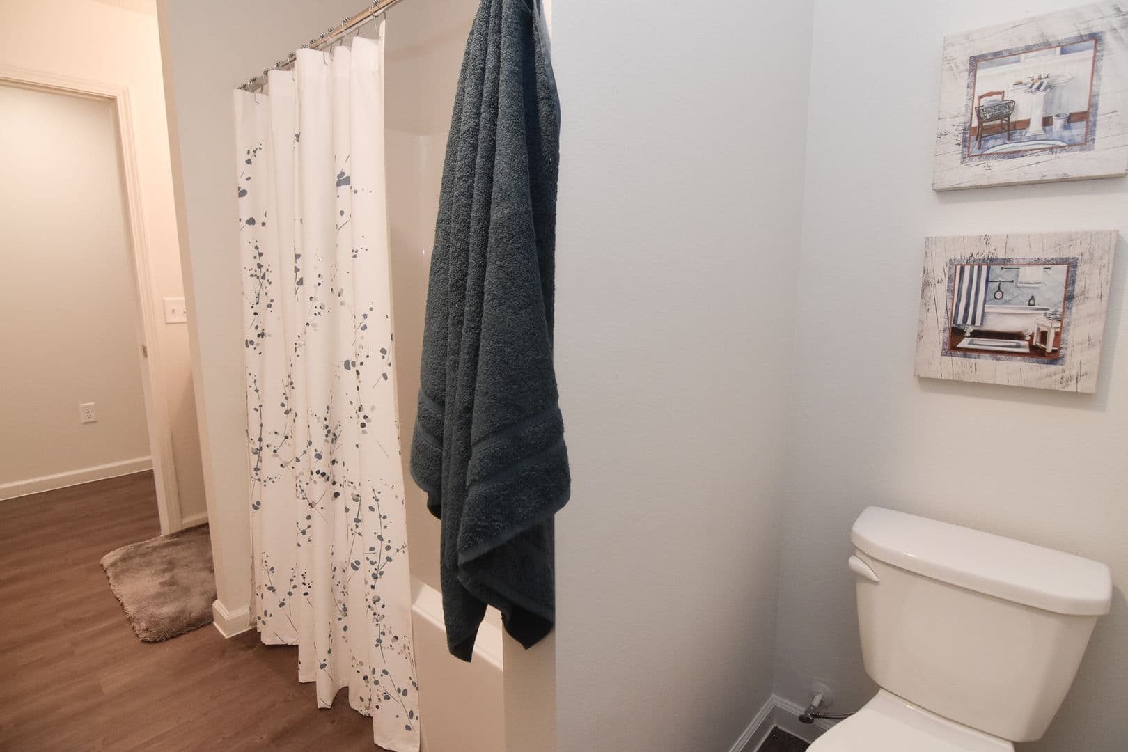 Adel Townhome: 29456 Old Portland Rd;