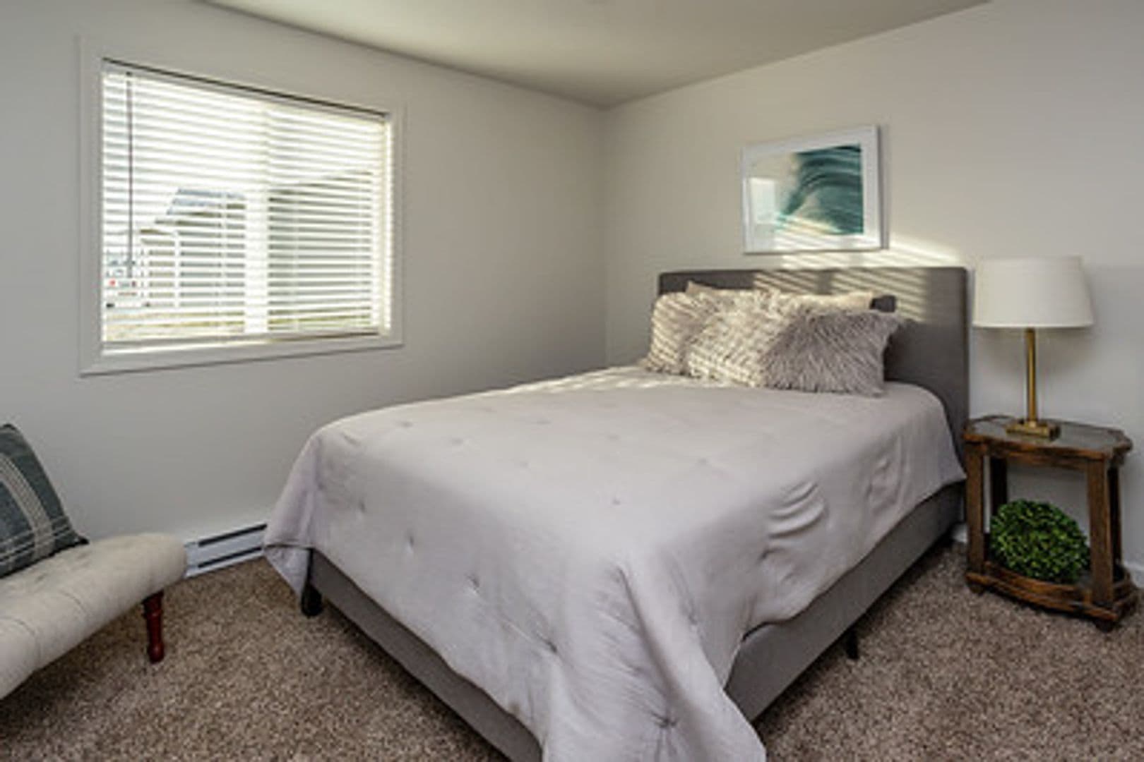 Pleasant Hill Apartment: 300 Fox Lane