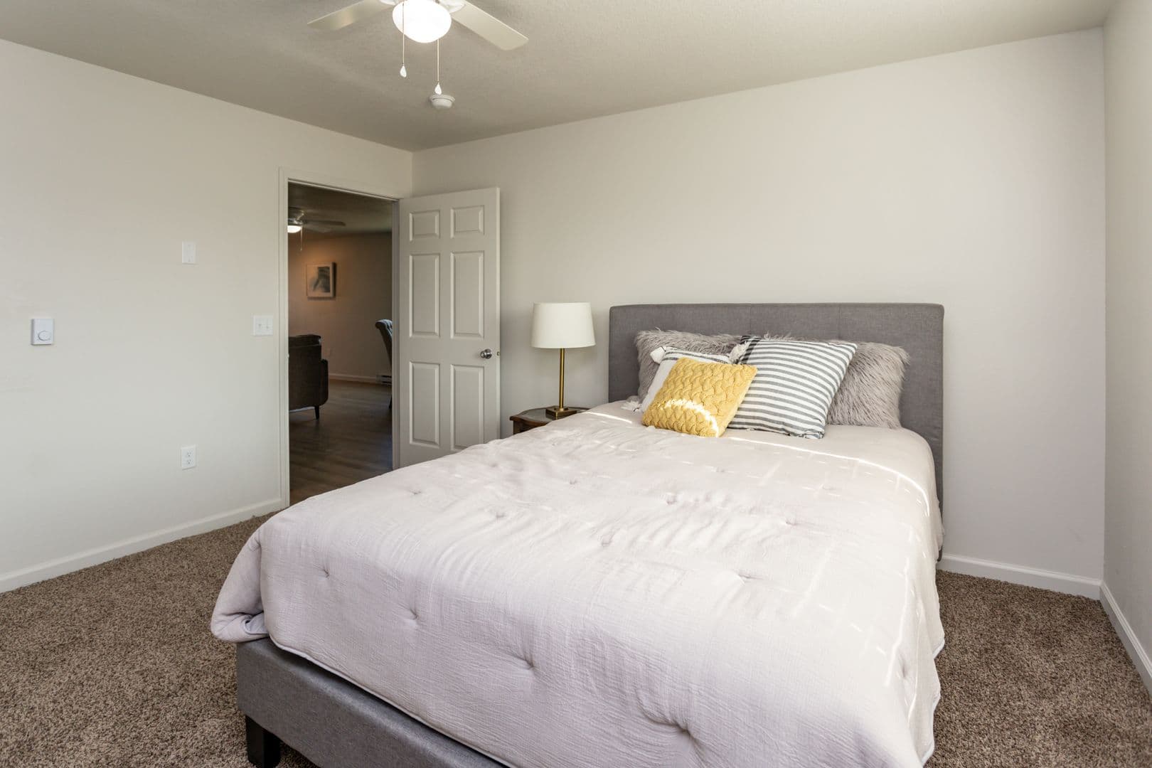 Knoxville Apartment: 509 W Bell Ave