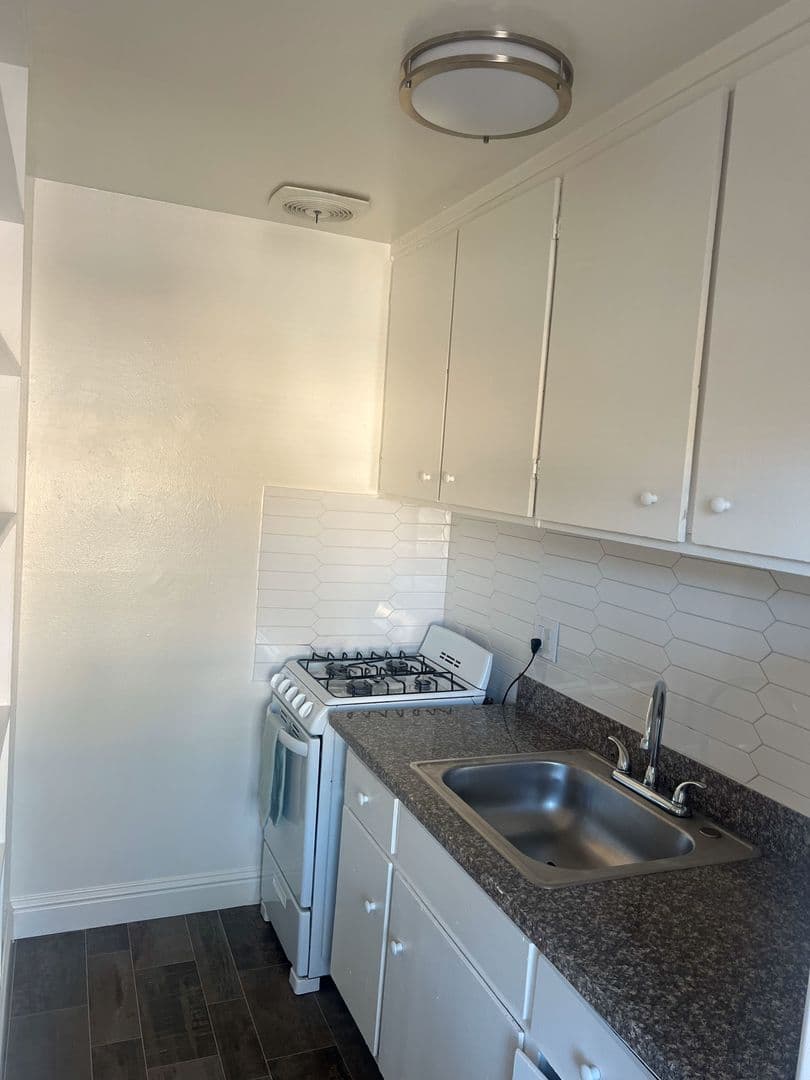 SAN LEANDRO Apartment: 1545 165TH AVE.