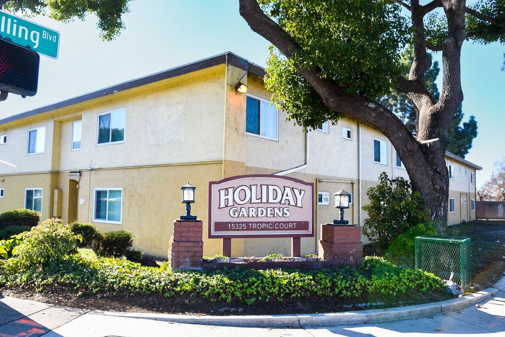 SAN LEANDRO Apartment: 15325 TROPIC COURT