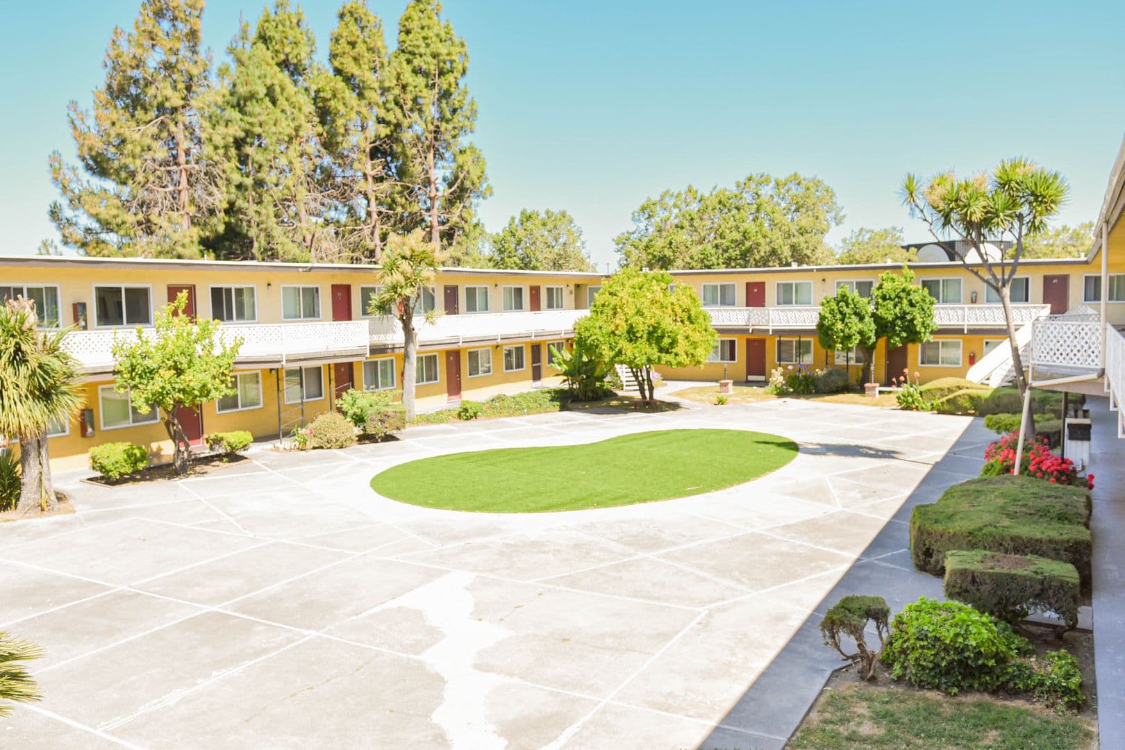 SAN LEANDRO Apartment: 15325 TROPIC COURT