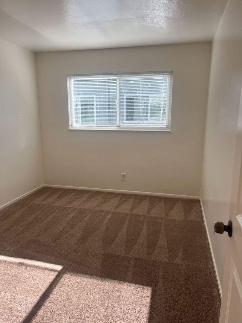 SAN LEANDRO Apartment: 1545 165TH AVE.