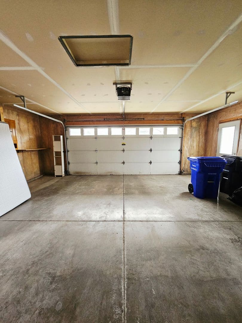 Rapid City House: 4650 Misty Woods Ln