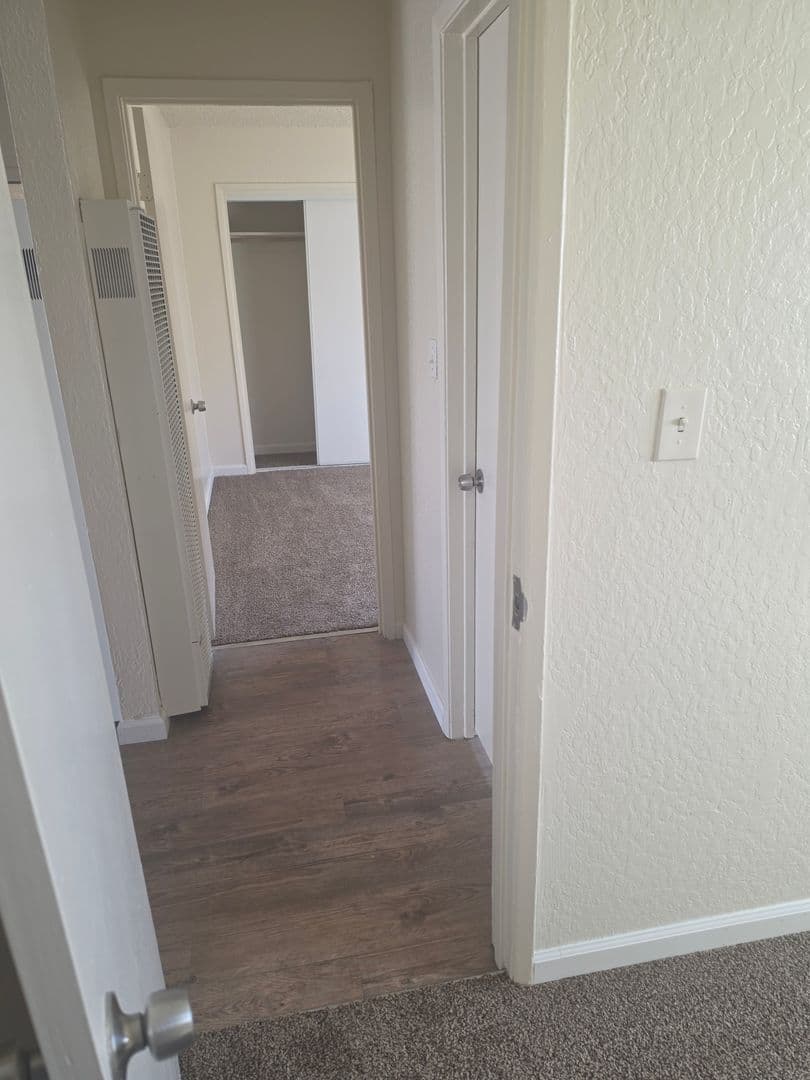 Tracy Apartment: 1635-1641 Parker Avenue