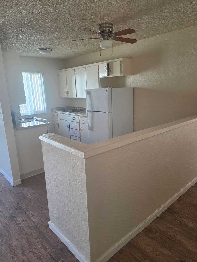 Tracy Apartment: 1635-1641 Parker Avenue