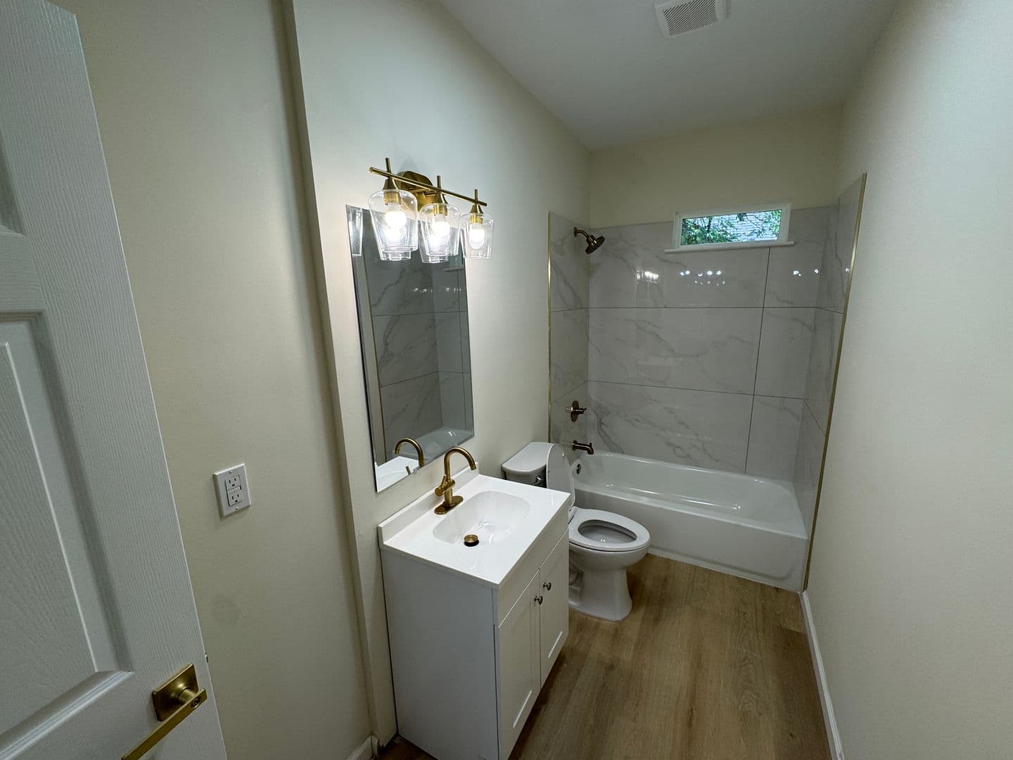 Memphis House: 2554 Selman Ave