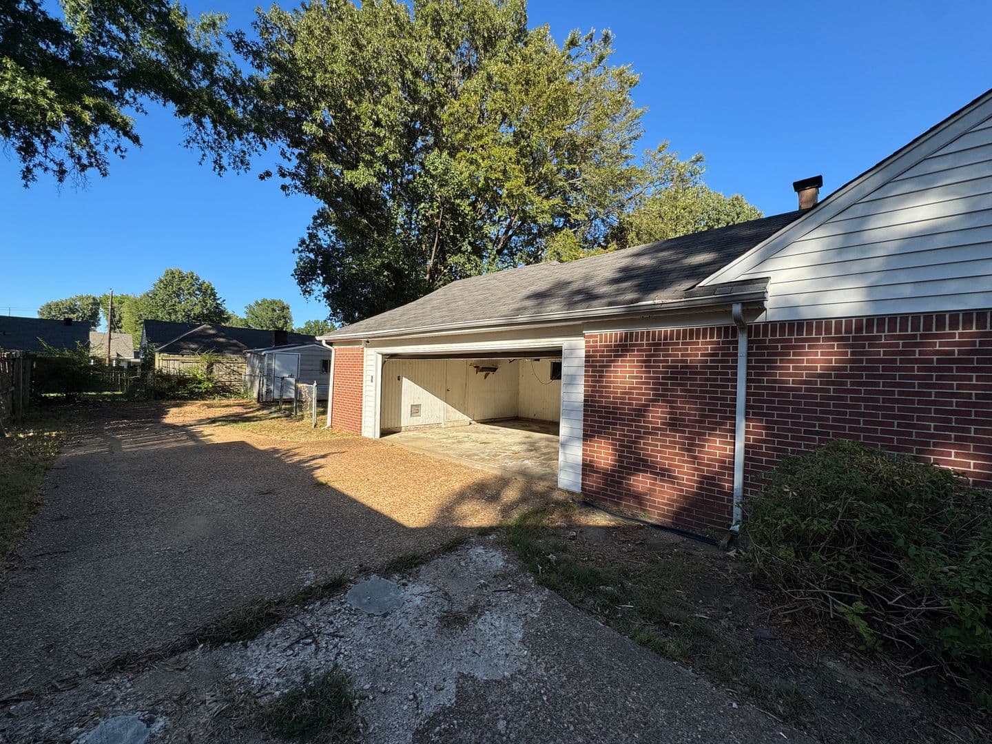 Memphis House: 5376 Fleetway Ave