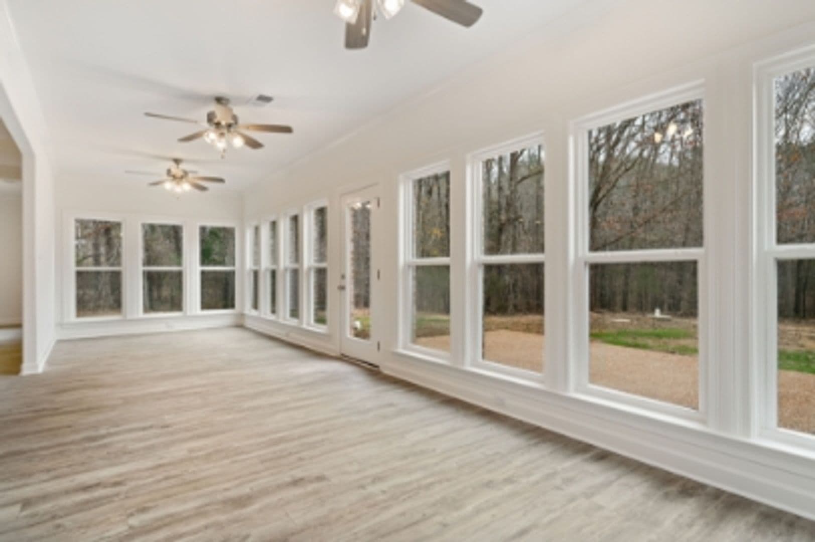 Byhalia House: 31 Scattered Oak Drive