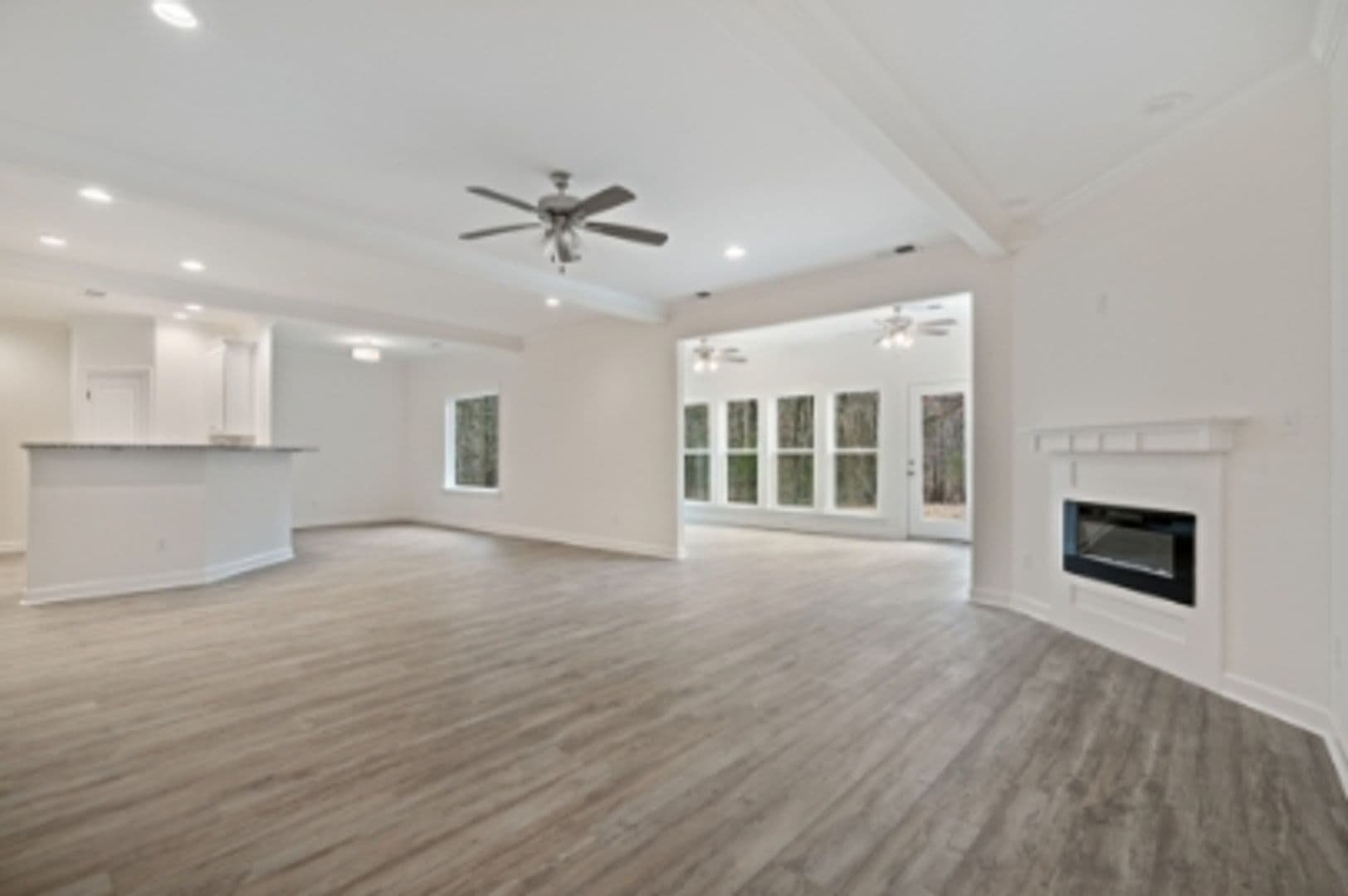 Byhalia House: 31 Scattered Oak Drive