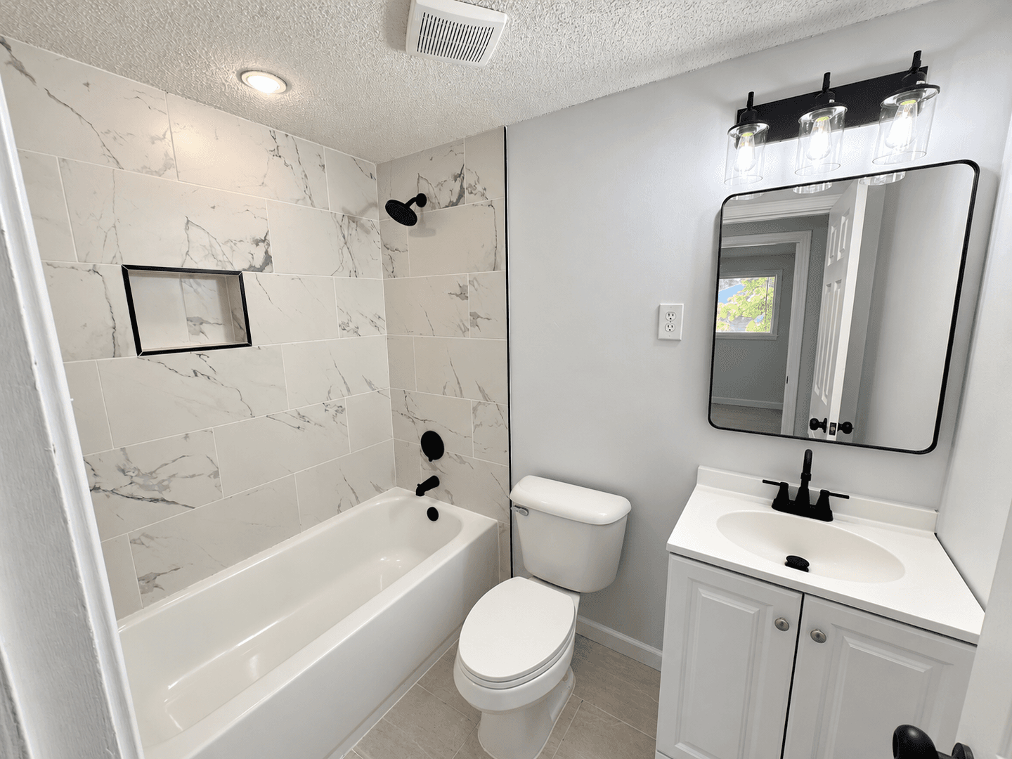 Southaven House: 8658 Bunker Hill Drive,