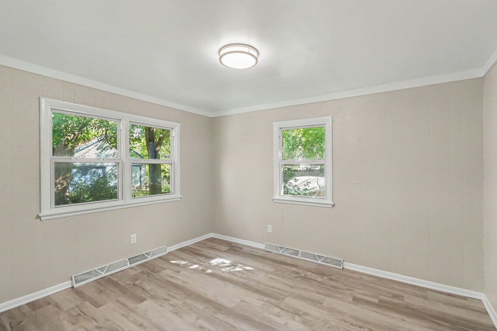 Kalamazoo House: 702 Fenimore Ave